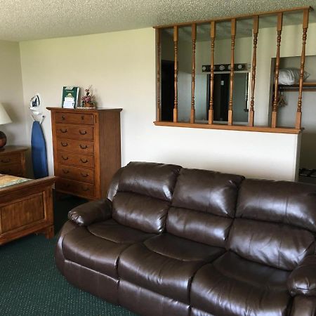 Cassville Four Seasons Inn & Suites מראה חיצוני תמונה
