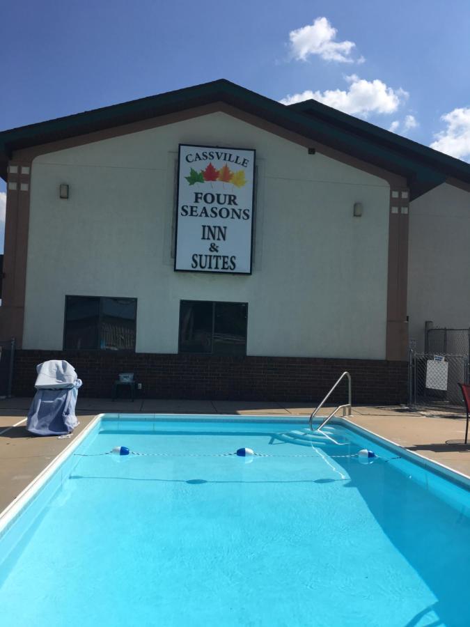Cassville Four Seasons Inn & Suites מראה חיצוני תמונה